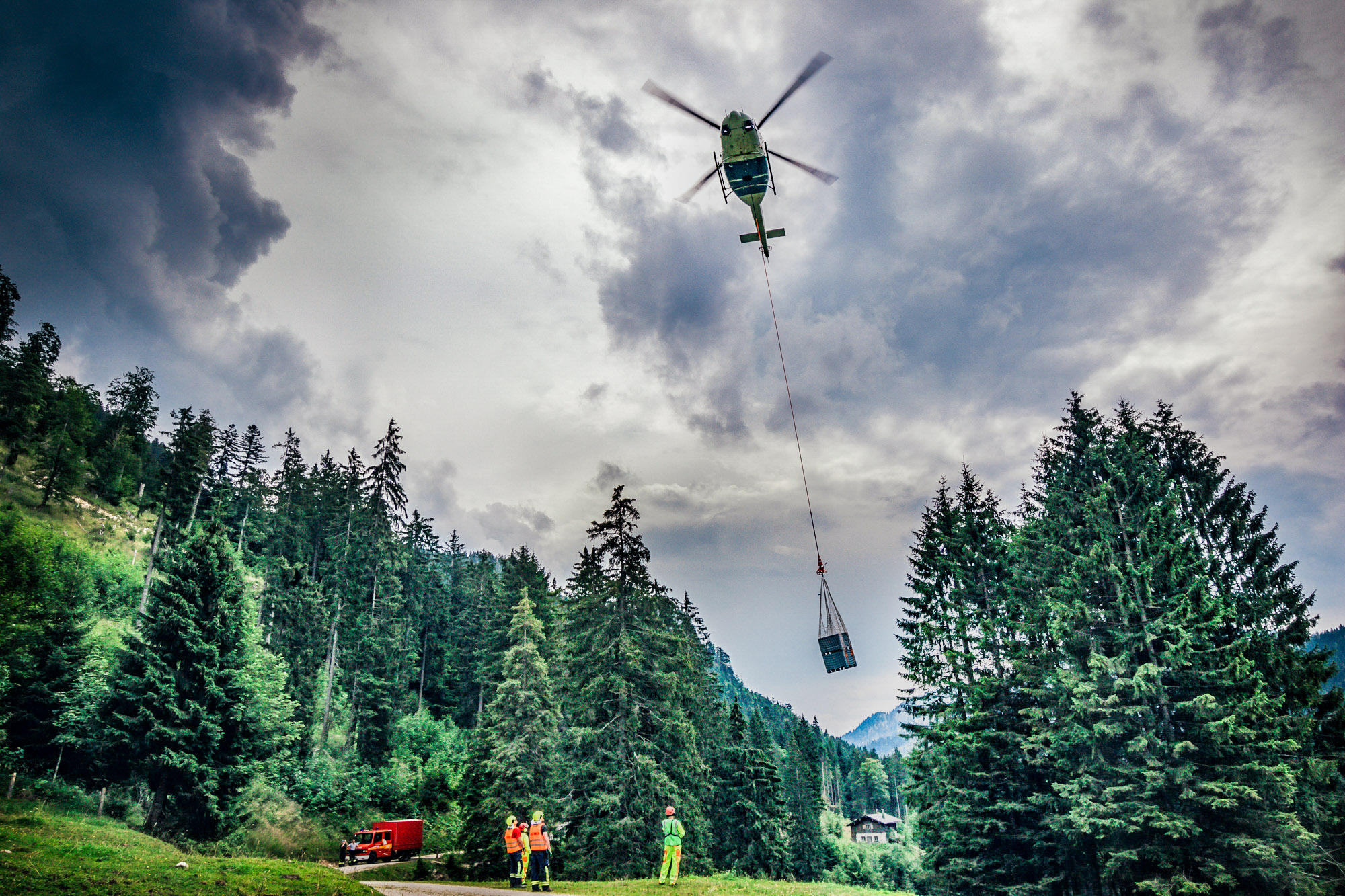 Waldbrand Ubung In Den Chiemgauer Alpen Traunstein Global Helicopter Service Worldwide Operator